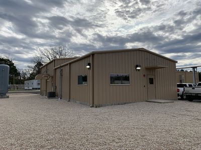 Pineland Compressor & Auxiliary Buildings